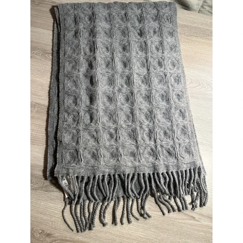 NWT Paolo Mariani Mens Wool Blend Scarf Gray Woven Made Italy Textured Fringed